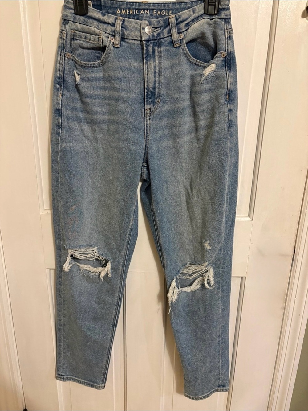 American Eagle Outfitters Light Blue Distressed Boyfriend Jeans